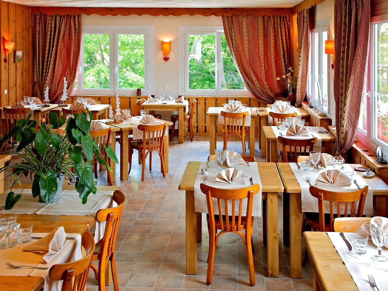 Logis Les Arobiers Hotel Lamoura Luaran gambar